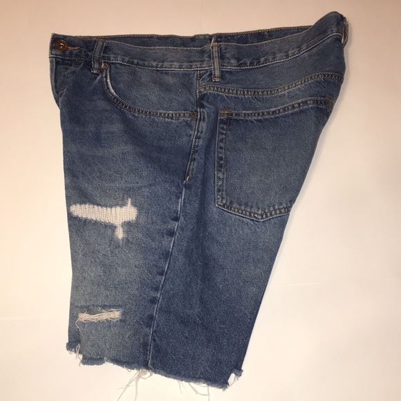 Denim shorts - Picture 3 of 5